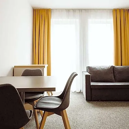 Hotel Arche 2*