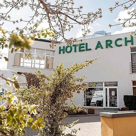 Arche 2*